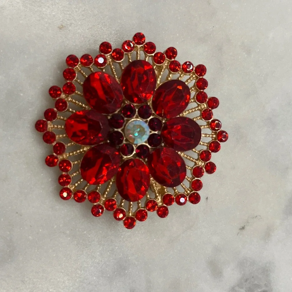 Flower Sunburst Brooch Pin Red Aurora Borealis Rhinestone Crystal New Accessory - Picture 5 of 5